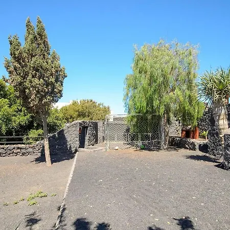 Villa Peaceful With Heated Pool In Tahiche